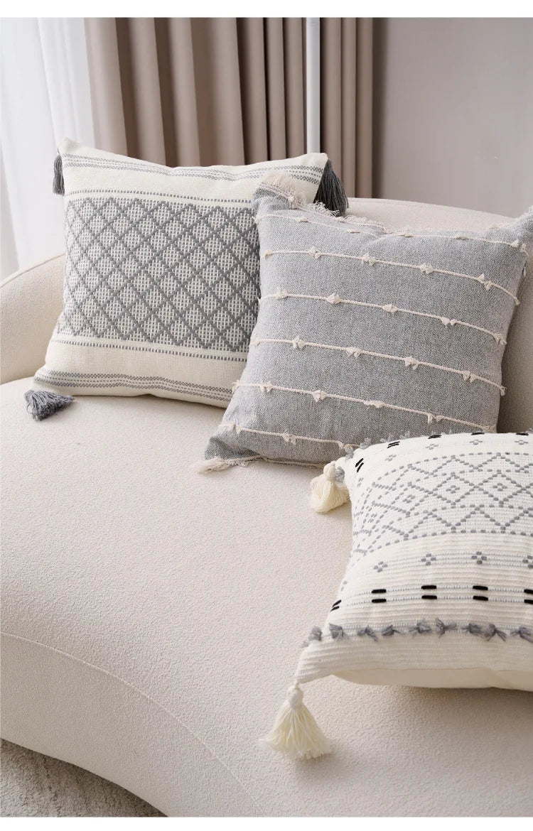 ANTHEA Gray White Tufted Pillow Cover - MOOAZAA 