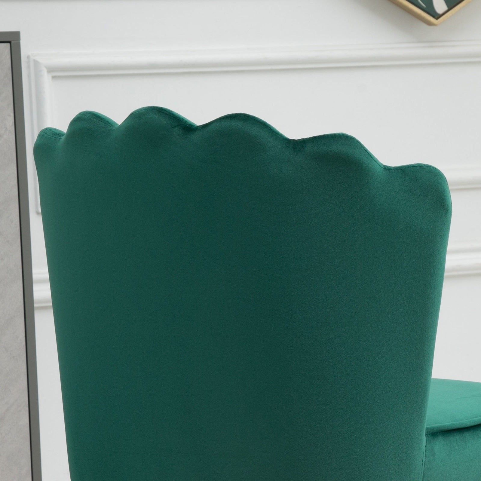 Velvet - Feel Shell Luxe Accent Chair - MOOAZAA